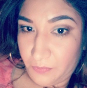 Meet your Posher, Ivette